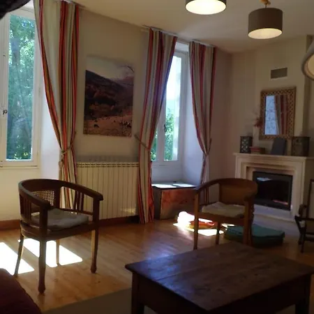 Grande Maison Familiale Xixieme Jausiers